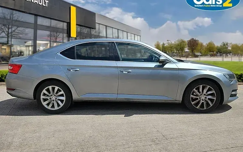 Used Skoda Superb SE Technology 150 HP (110 kW) 2022 Hatchback