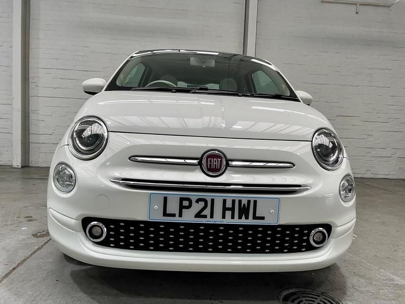 Used Fiat 500 Lounge 70 HP (51 kW) 2021 White Hatchback