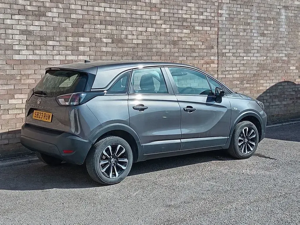 Used Vauxhall Crossland Design Edition 110 HP (80 kW) 2023 Grey SUV