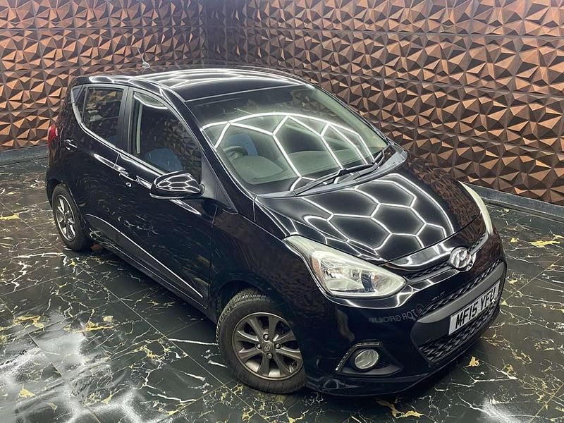 Used Hyundai i10 Premium 2015 Black Hatchback