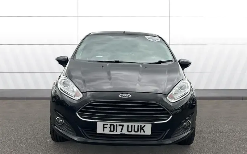 Used Ford Fiesta Zetec 101 HP (74 kW) 2017 Black Hatchback