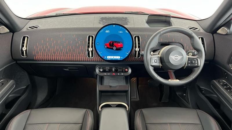 Used Mini Countryman 215 HP (158 kW) 2024 Red SUV