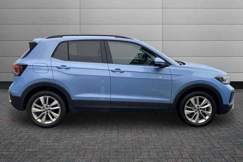 New VW T-Cross Match 95 HP (69 kW) 2026 Clear blue SUV