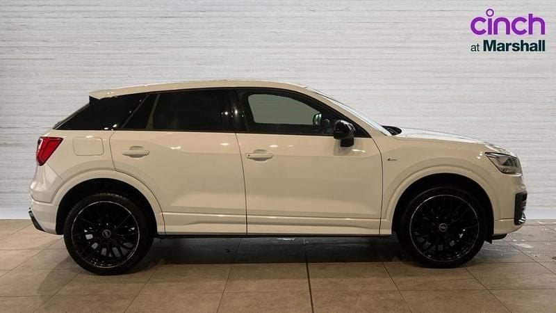 Used Audi Q2 Black Edition 116 HP (85 kW) 2020 White SUV