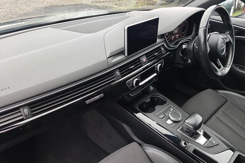 Used Audi A4 S-Line 267 HP (196 kW) 2017 Grey Estate
