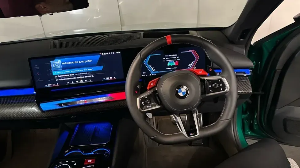 New BMW M5 Comfort Edition 717 HP (527 kW) 2026 Green Estate