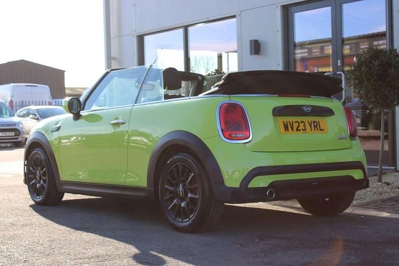 Used Mini Cooper Cabriolet Classic 136 HP (100 kW) 2023 Yellow Cabriolet