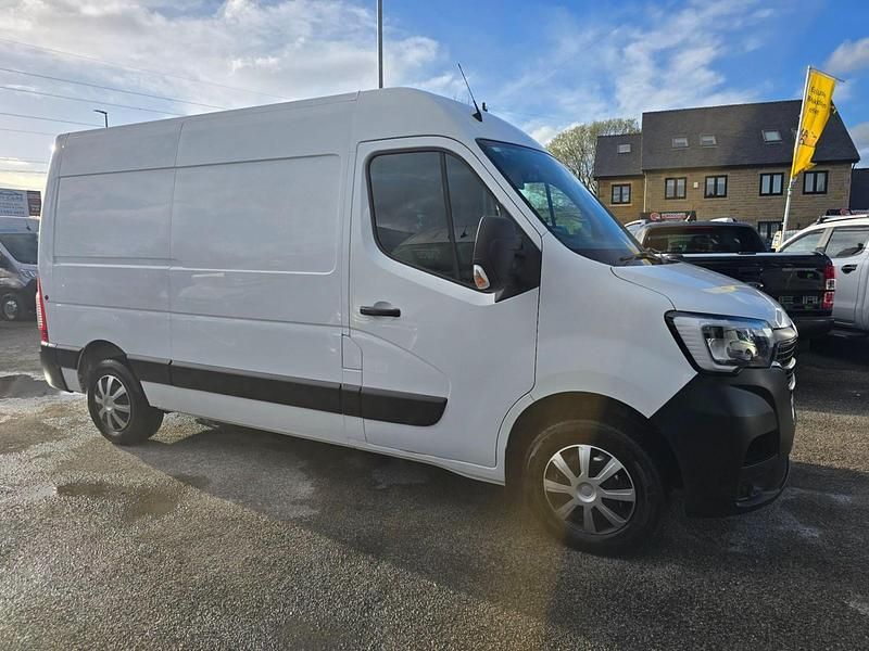 Begagnad Renault Master Business 2020 Vit Minibuss