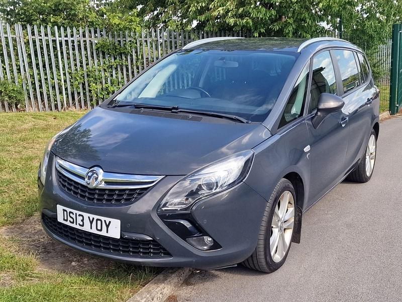 Used Vauxhall Zafira SRi 2013 Grey MPV