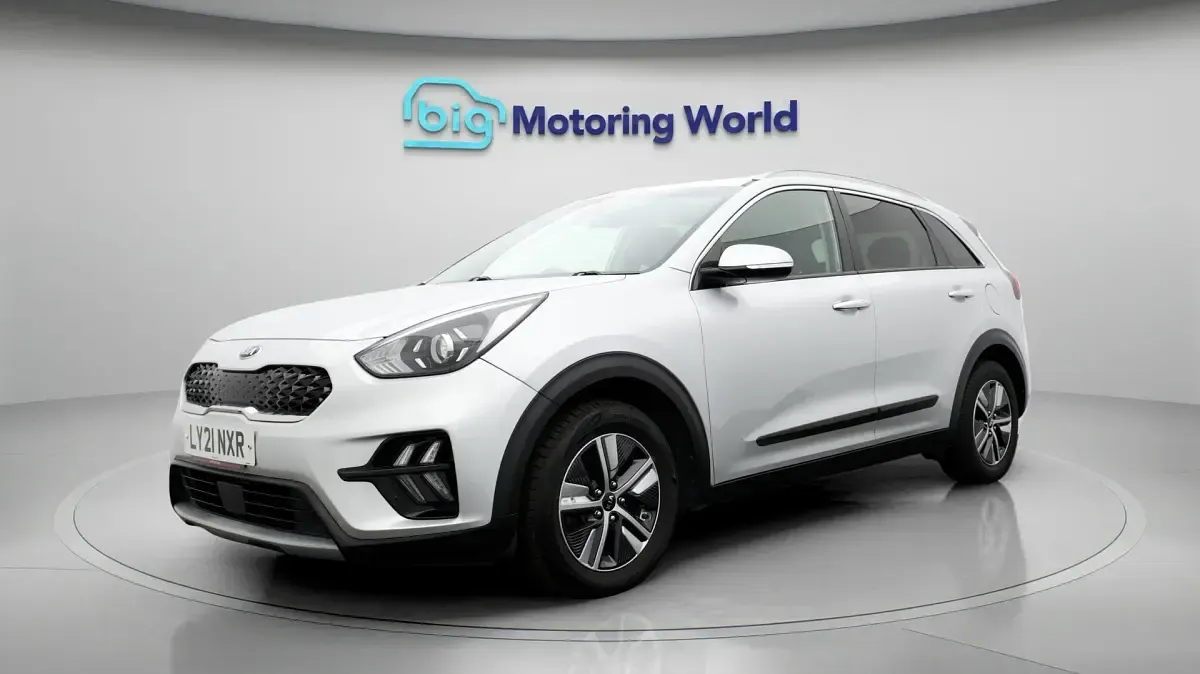 Used Kia Niro 141 HP (103 kW) 2021 Silver SUV