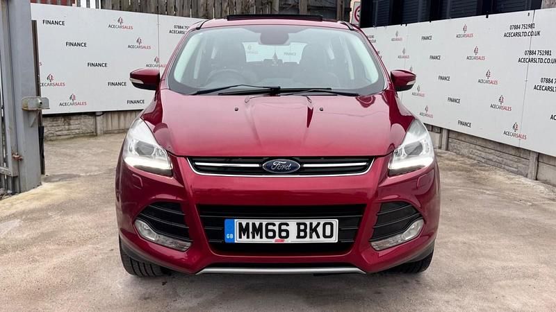 Used Ford Kuga Titanium X 180 HP (132 kW) 2016 Red SUV