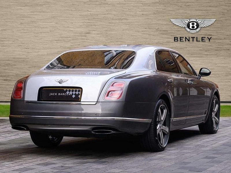 Used Bentley Mulsanne 530 HP (389 kW) 2018 Grey Sedan