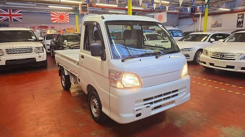 Used Daihatsu Hijet 2025 White MPV