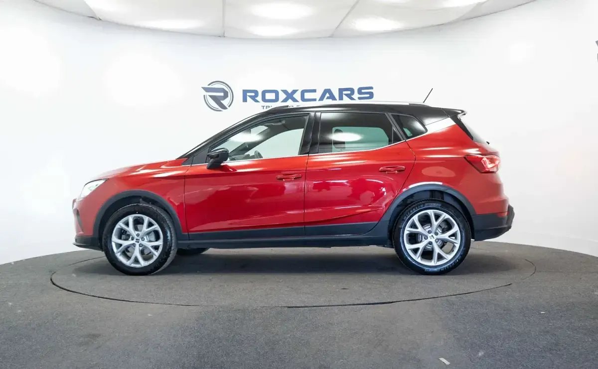 Used Seat Arona FR 110 HP (80 kW) 2023 Red SUV