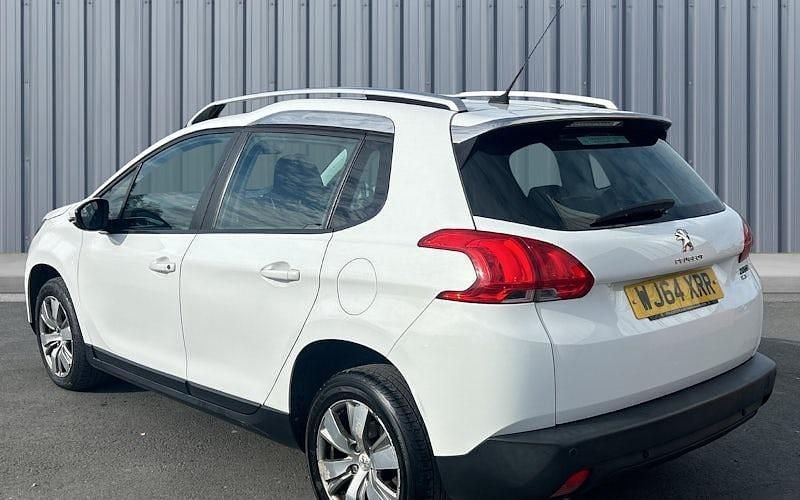 Used Peugeot 2008 Active 92 HP (67 kW) 2014 White SUV
