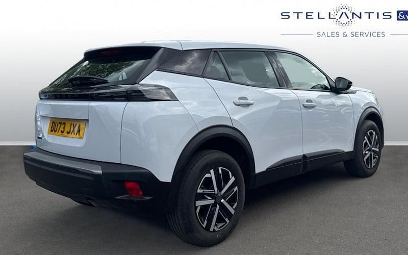 Used Peugeot 2008 Active 101 HP (74 kW) 2024 SUV