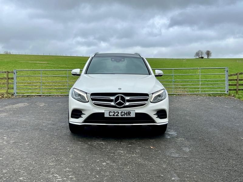 Used Mercedes GLC250 AMG Line Premium 2018 White Estate