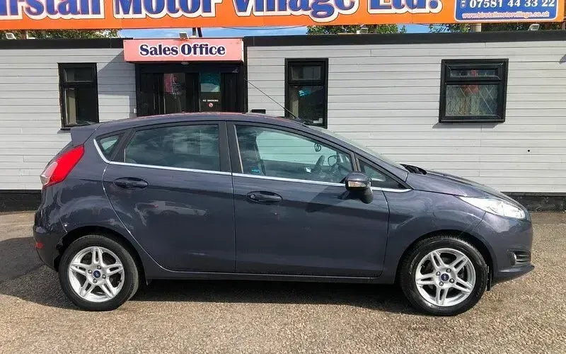 Used Ford Fiesta Zetec 82 HP (60 kW) 2017 Hatchback