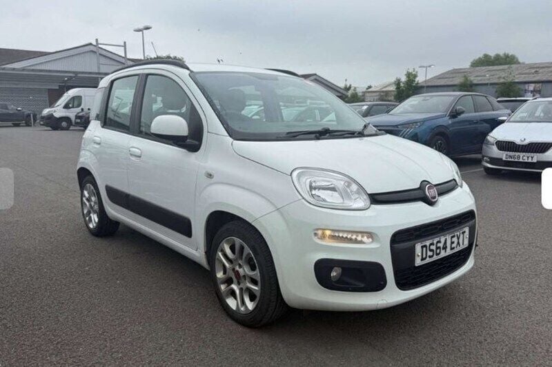 White Used 2015 Fiat Panda Lounge Hatchback | £4,495 (Fair price) - Image 1/1