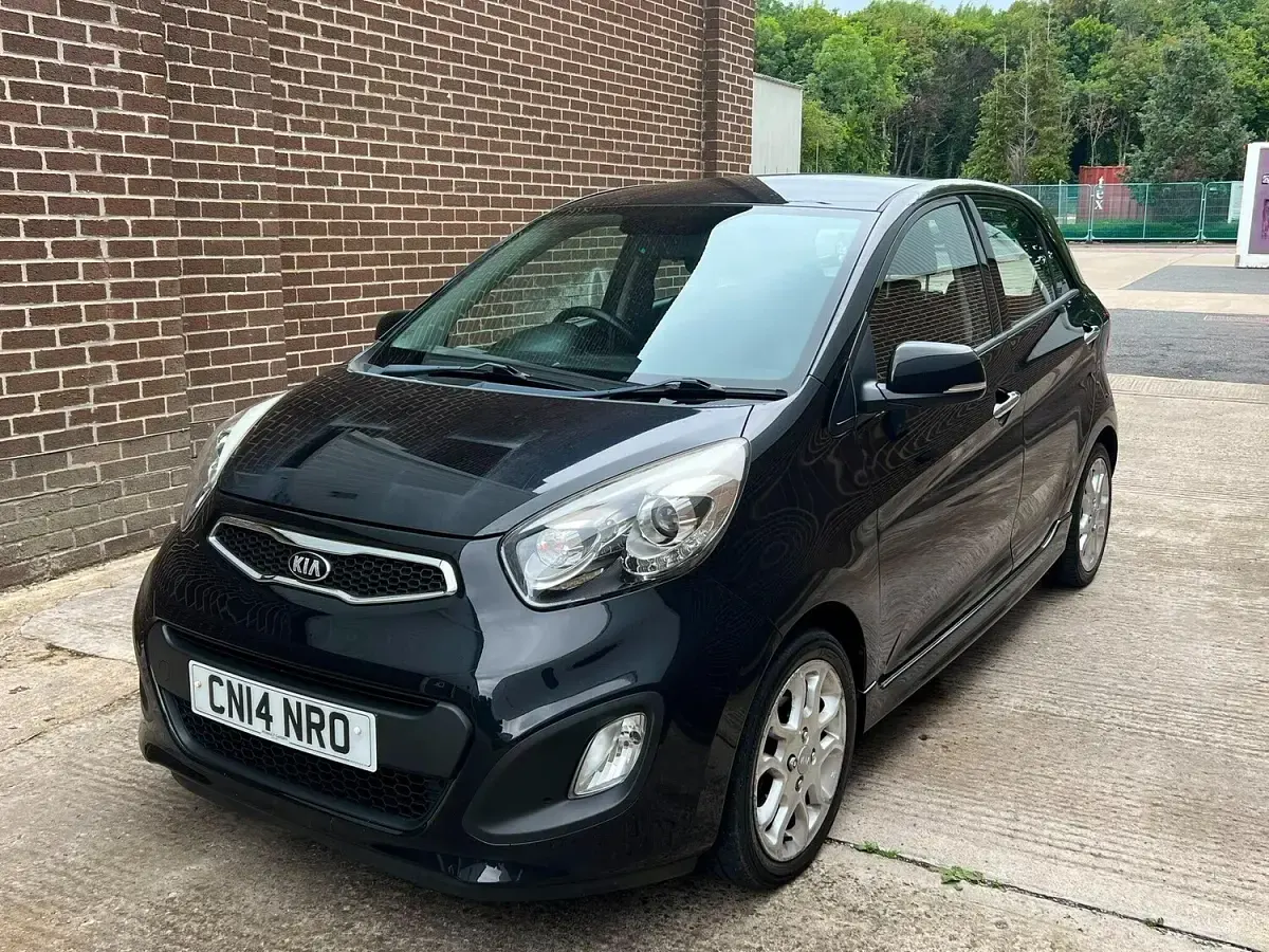 Used Kia Picanto 84 HP (61 kW) 2014 Black Hatchback