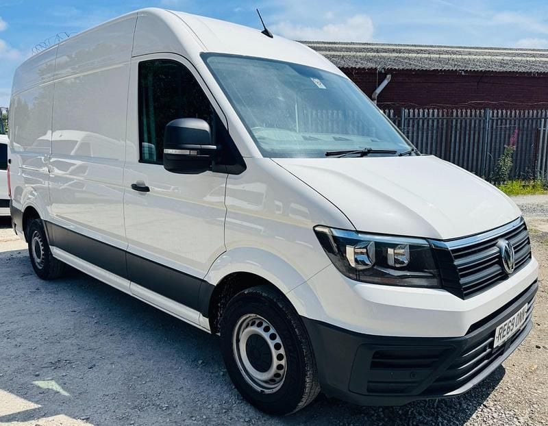 White Used 2020 VW Crafter Trendline Van | £12,985 (Good price) - Image 1/4
