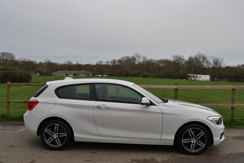 Used BMW 120 Sport Line 2016 White Hatchback