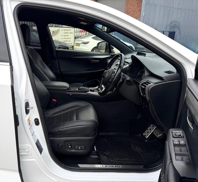 Used Lexus NX300h Sport Line 2017 White SUV