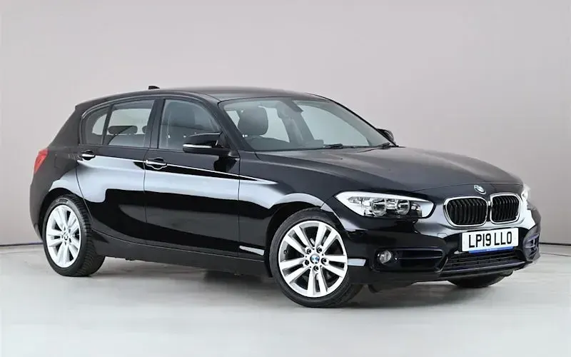 Usado BMW 118 Sport Line 136 CV (100 kW) 2019 Utilitario