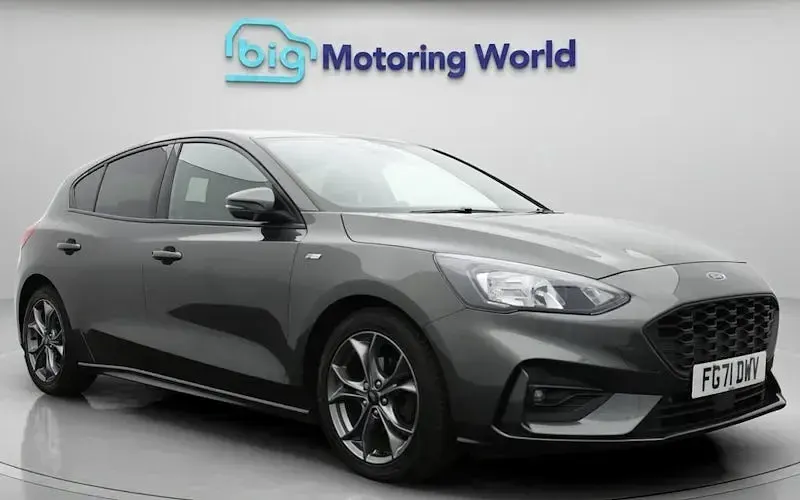 Used Ford Focus ST-Line 125 HP (91 kW) 2021 Hatchback