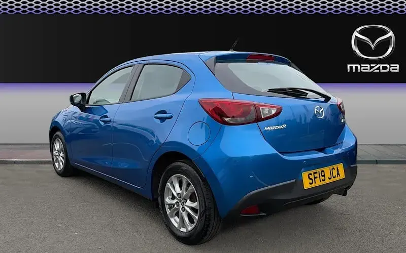 Used Mazda 2 75 HP (55 kW) 2019 Blue Hatchback