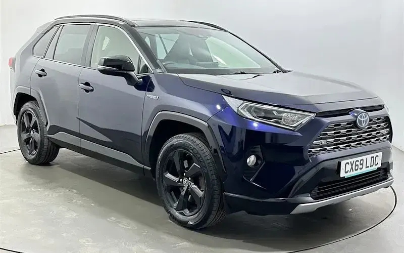Usado Toyota RAV4 218 HP (160 kW) 2023 SUV