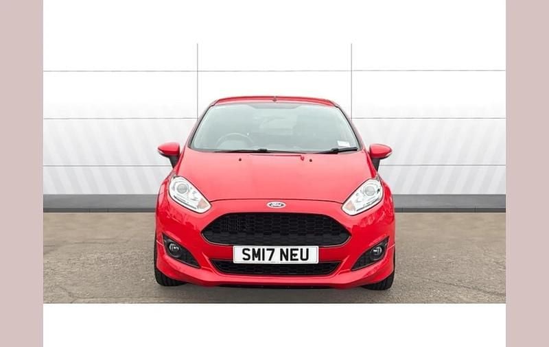 Used Ford Fiesta ST-Line 101 HP (74 kW) 2017 Red Hatchback