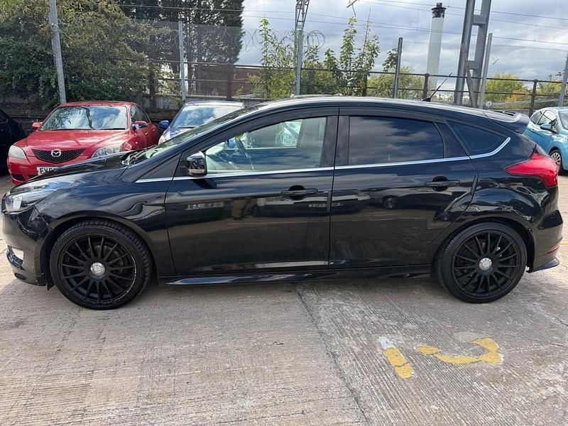 Used Ford Focus Zetec 2015 Black Hatchback