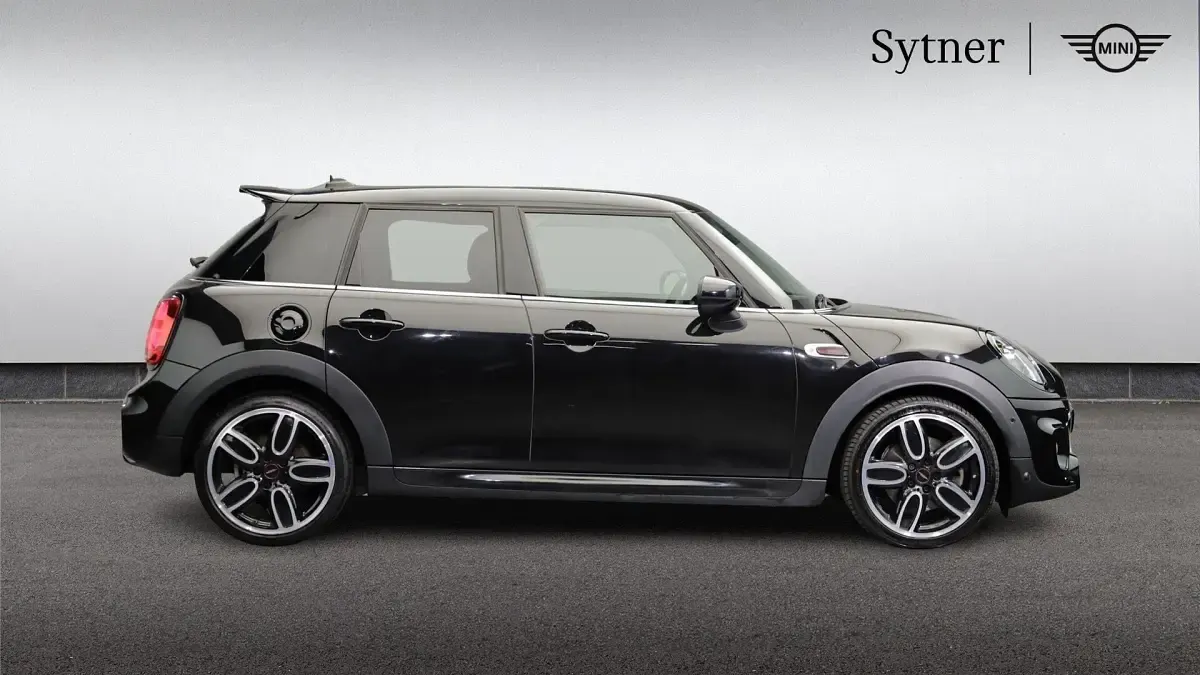 Used Mini Cooper S Sport 192 HP (141 kW) 2021 Black Hatchback