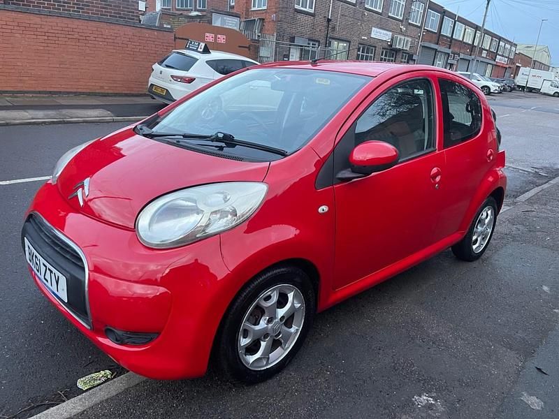 Used Citroën C1 VTR Sport 68 HP (50 kW) 2011 Red Hatchback