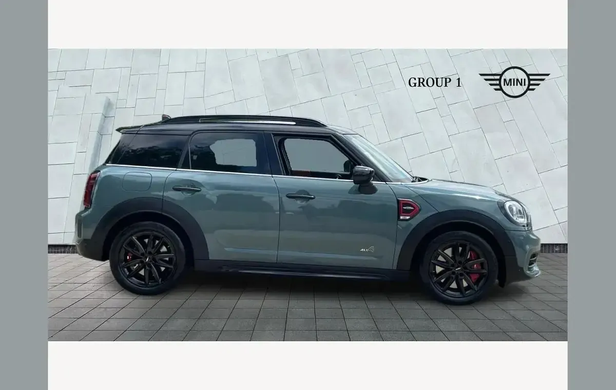 Used Mini John Cooper Works Countryman 302 HP (222 kW) 2021 Green SUV