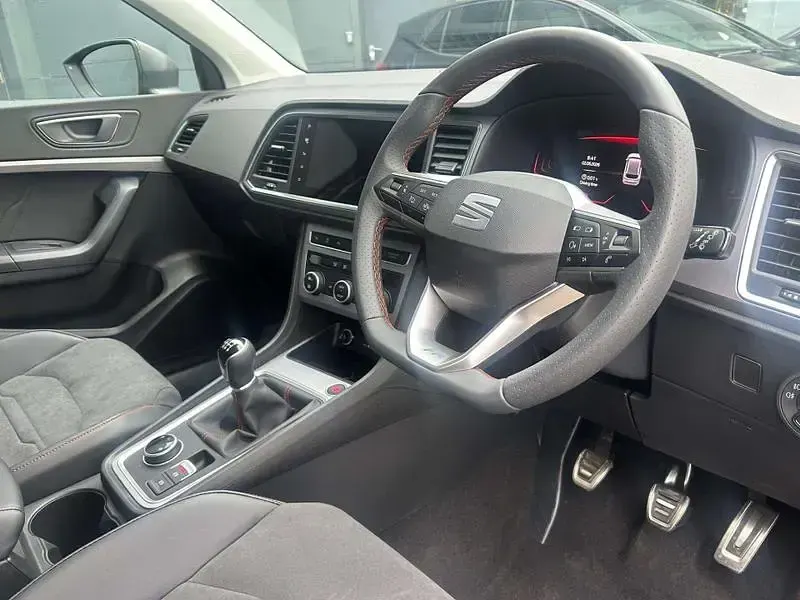 New Seat Ateca FR-Line 2025 Graphite grey SUV