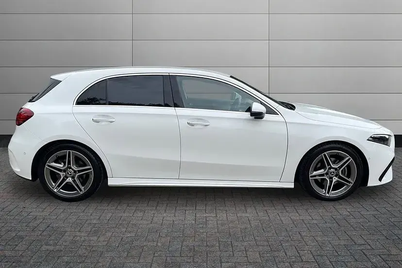 Used Mercedes A200 Executive 175 HP (128 kW) 2023 Polar white Hatchback