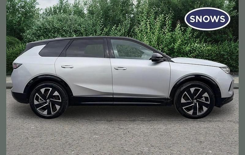 Used Vauxhall Grandland 156 kW (213 HP) 2025 Grey SUV