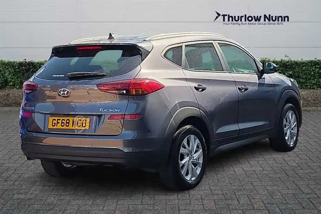 Used Hyundai Tucson SE 132 HP (97 kW) 2018 Grey SUV