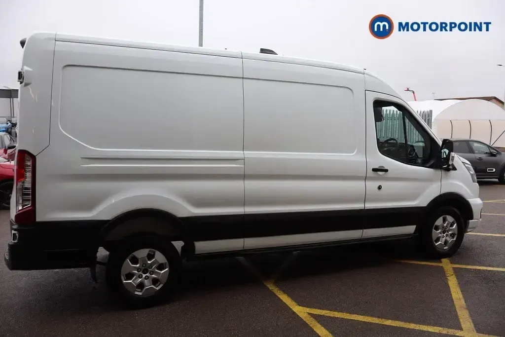 Usado Ford Transit Limited 165 HP (121 kW) 2024 Branco Van
