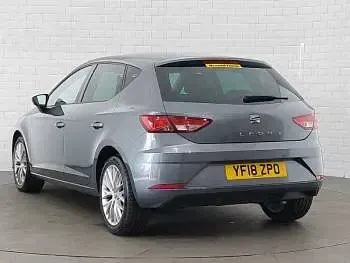 Begagnad Seat Leon SE Dynamic 115 HK (84 kW) 2018 Grå Halvkombi