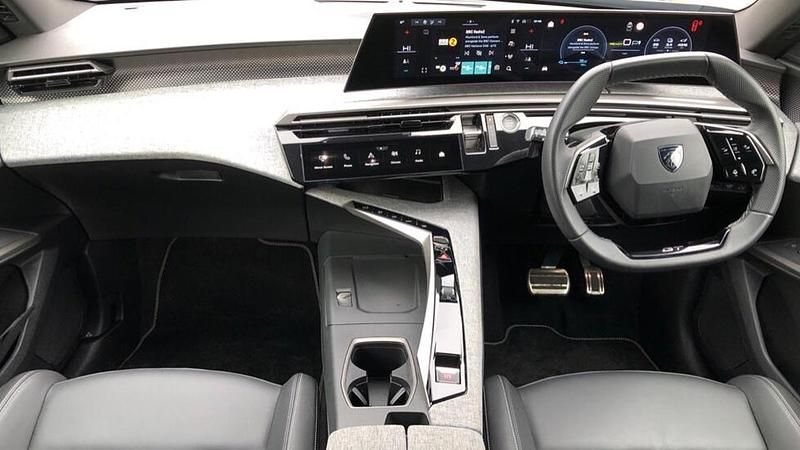 Used Peugeot e-3008 GT 152 kW (207 HP) 2025 Blue SUV