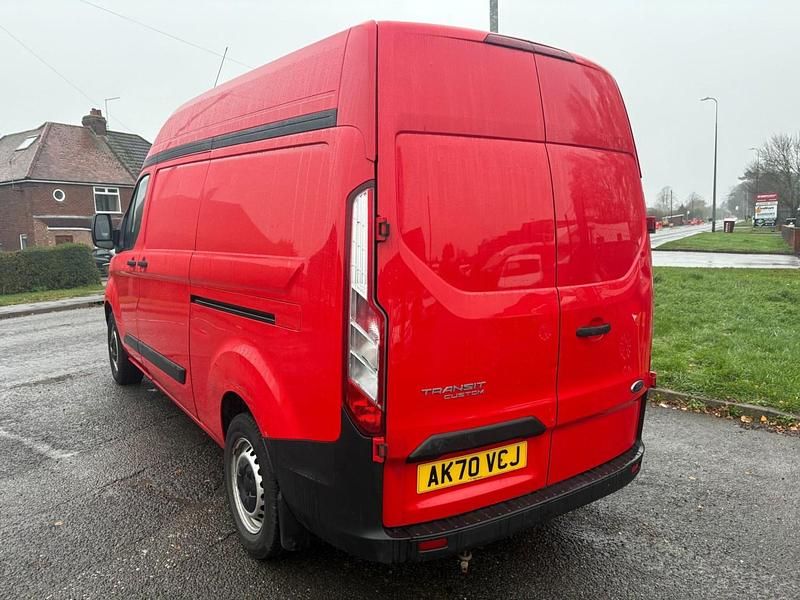 Used Ford Transit Custom 130 HP (95 kW) 2020 Red Van