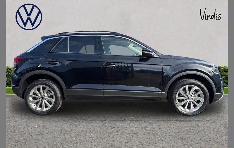Used VW T-Roc Match 150 HP (110 kW) 2025 Black SUV
