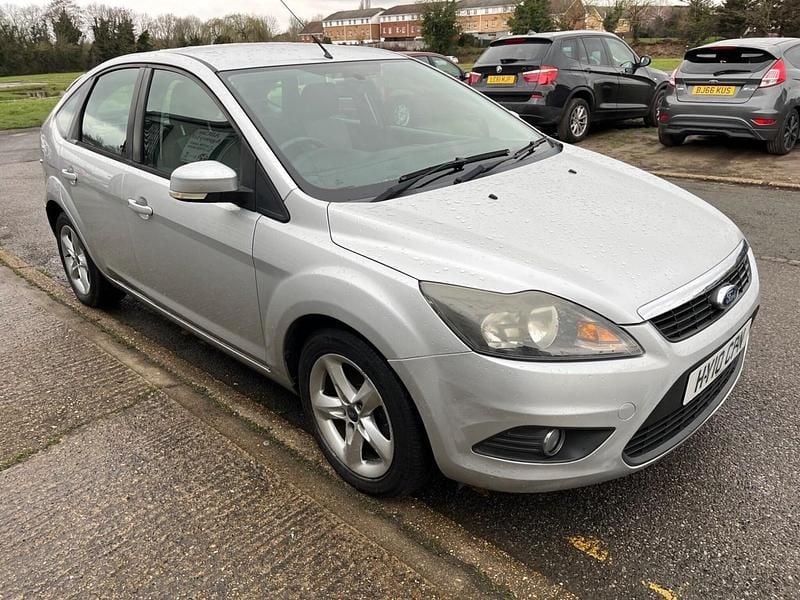 Used Ford Focus Zetec 2010 Silver Hatchback