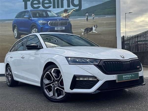 Moon white metallic Used 2023 Skoda Octavia vRS Estate | £26,790 (Expensive) - Image 1/4