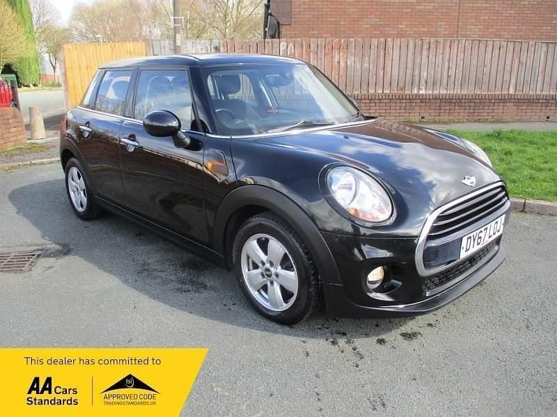 Used Mini Cooper D Hatch 116 HP (85 kW) 2017 Black Hatchback