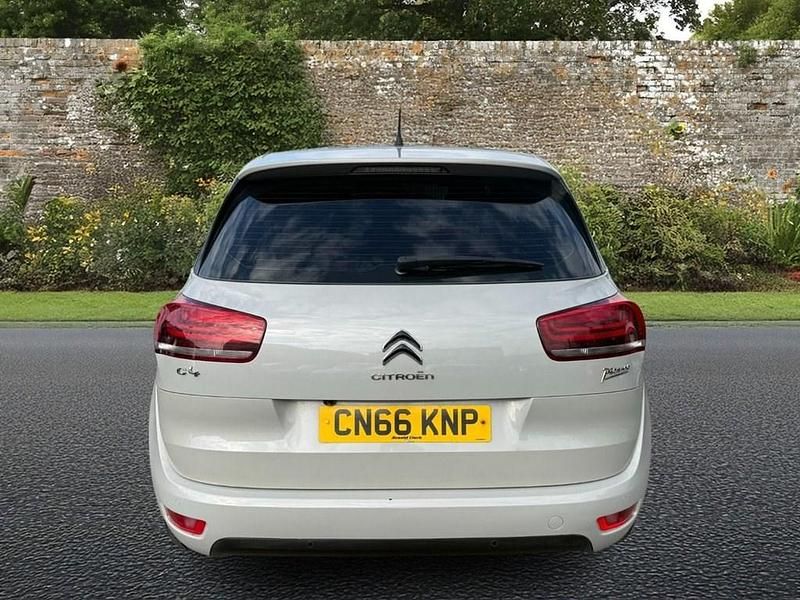 Used Citroën C4 Picasso Touch 100 HP (73 kW) 2016 Beige MPV