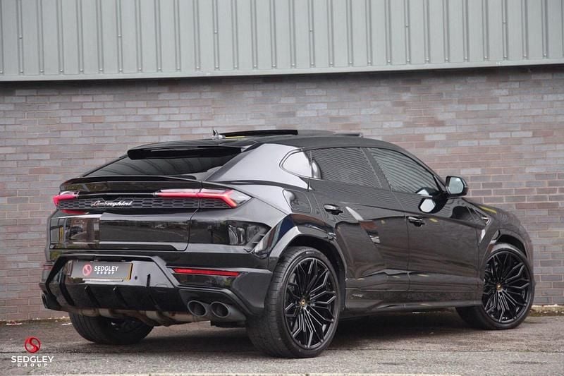 Used Lamborghini Urus 800 HP (588 kW) 2025 Black SUV